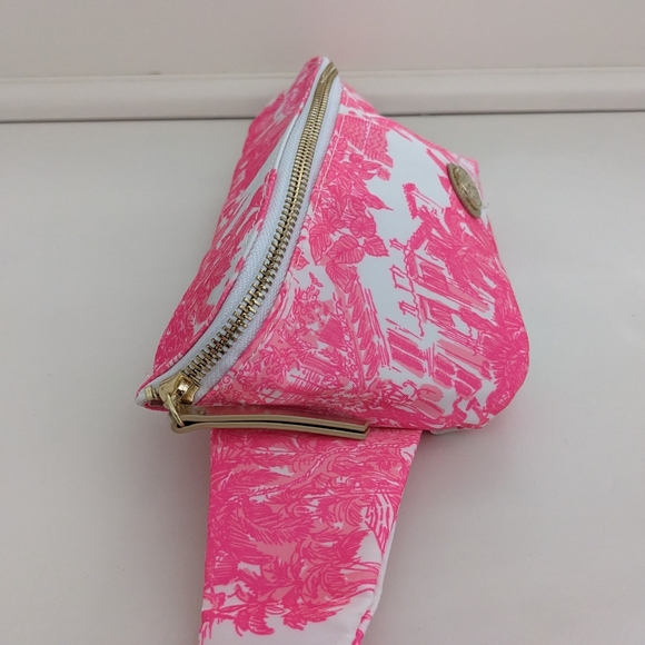 NWT! Lilly Pulitzer Torrey Belt Bag In Resort White PB Anniversary Toile A - Picture 9 of 16